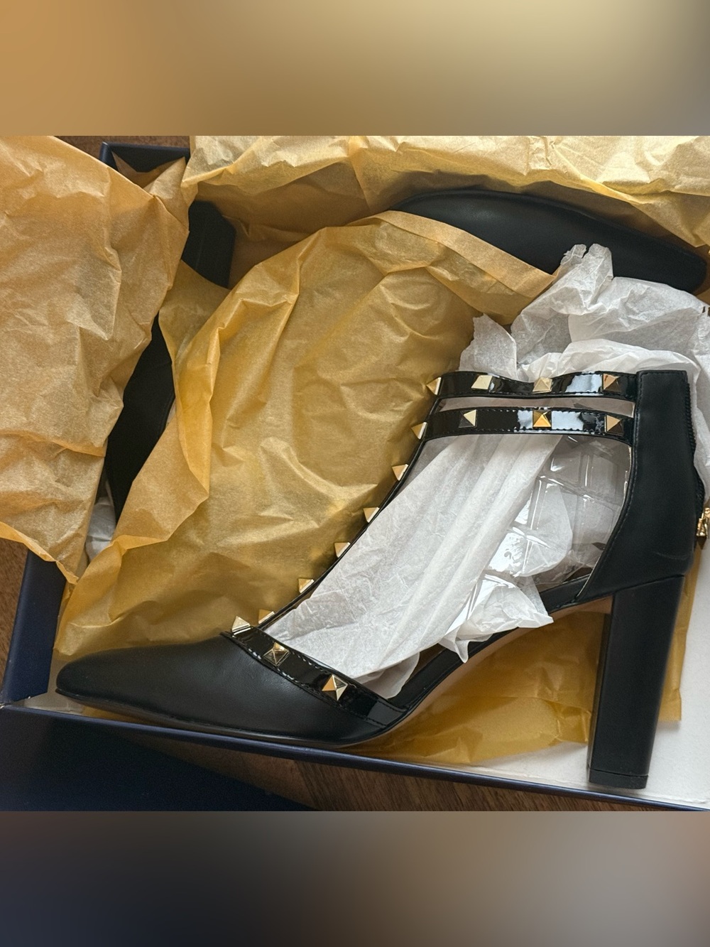 Adrienne Vittadini Noce Blk Patent Studded T-Strap Block Heel Pump Size 10M NWB